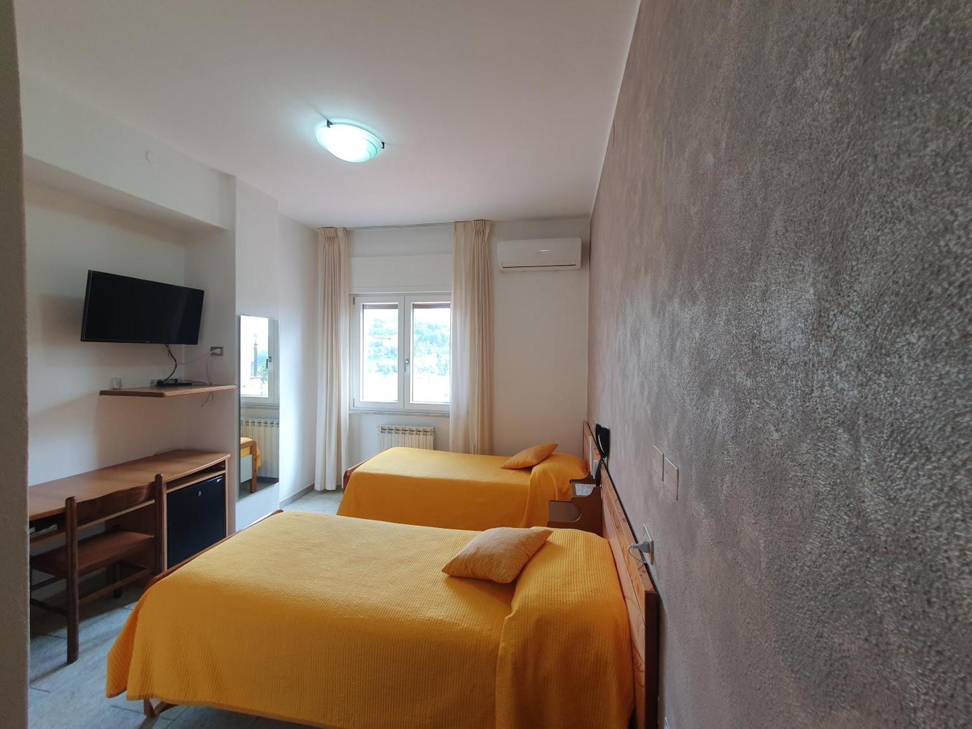 Hotel Ristorante Supersonik Acri Εξωτερικό φωτογραφία
