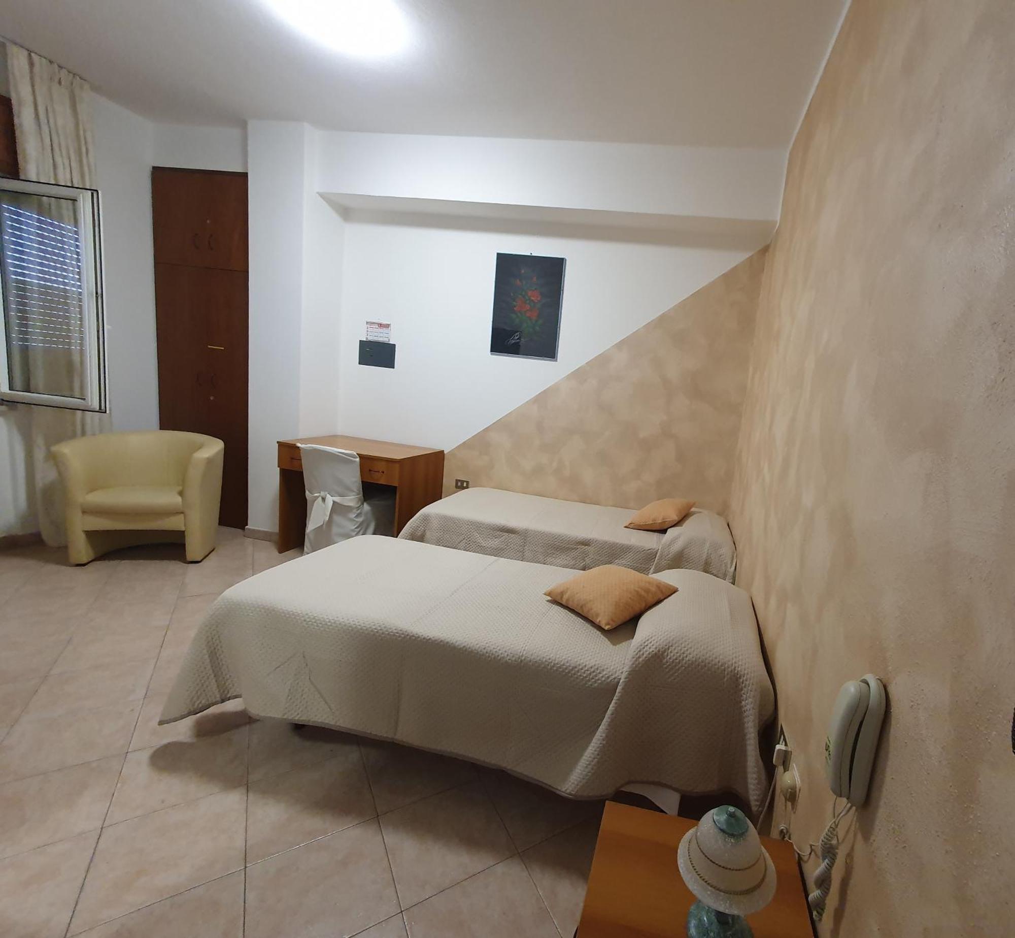 Hotel Ristorante Supersonik Acri Εξωτερικό φωτογραφία