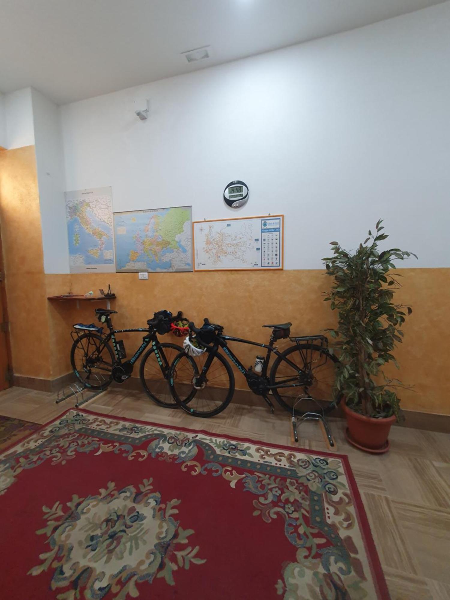 Hotel Ristorante Supersonik Acri Εξωτερικό φωτογραφία